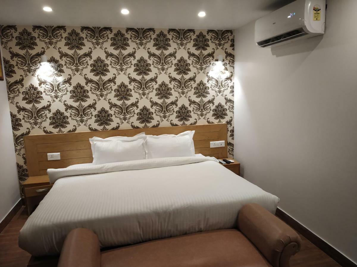 Hotel Beechwood Мусори Екстериор снимка