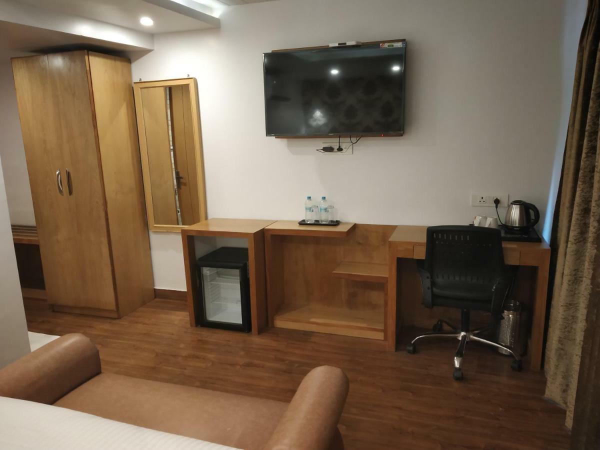Hotel Beechwood Мусори Екстериор снимка