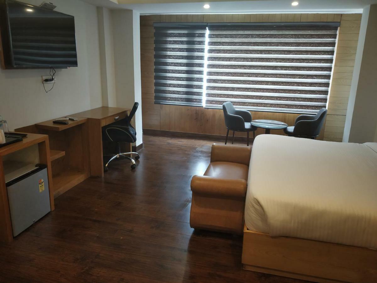 Hotel Beechwood Мусори Екстериор снимка