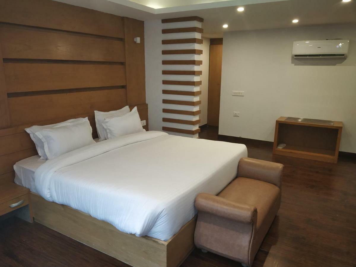 Hotel Beechwood Мусори Екстериор снимка