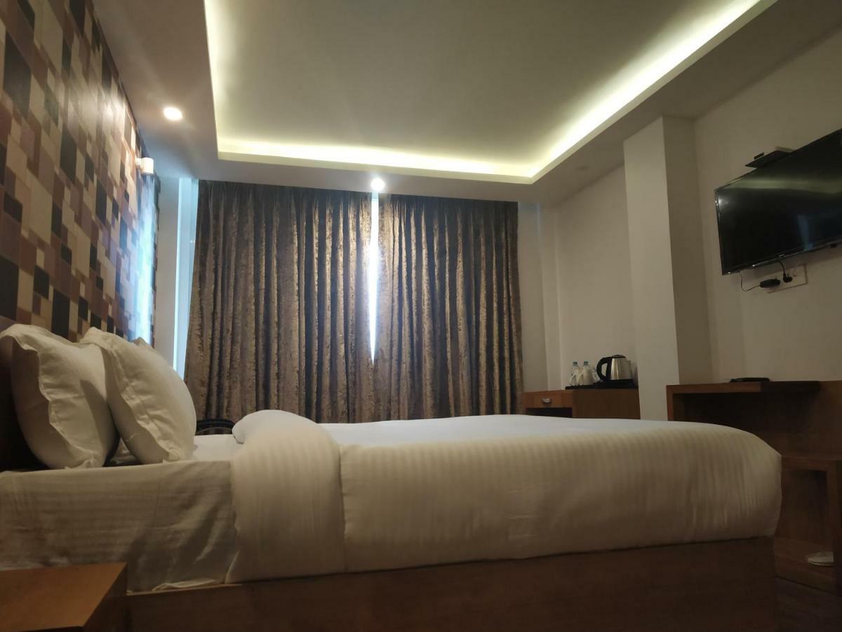 Hotel Beechwood Мусори Екстериор снимка